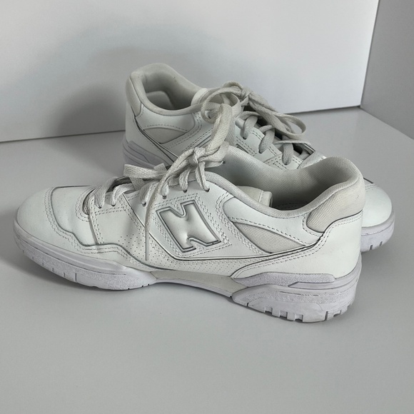 New Balance 550 Triple White sneakers - Picture 3 of 11